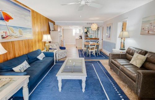 Litchfield by the Sea Villa | Gorgeous Oceanfront 2 Bedroom Villa
