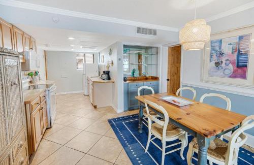 Litchfield by the Sea Villa | Gorgeous Oceanfront 2 Bedroom Villa
