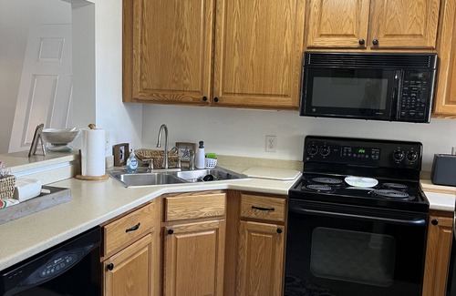 Crescent Beach Condominio | Gorgeous OCEANFRONT 2 bedroom condo in Summerhouse