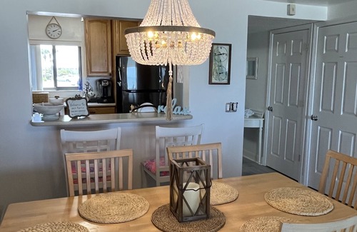 Crescent Beach Condominio | Gorgeous OCEANFRONT 2 bedroom condo in Summerhouse