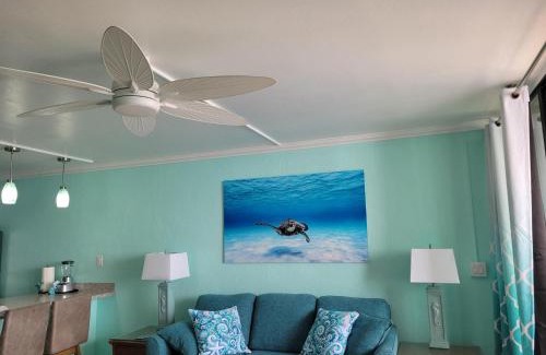 Historic Kailua Village Apartamento | Gorgeous Oceanfront Condo, Kona Reef Resort A25, 3rd Floor