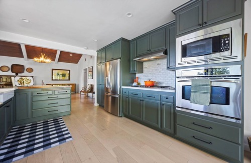 Meiners Oaks Casa | Gorgeous Ojai ranchette- tennis court, pool/jacuzzi and guesthouse