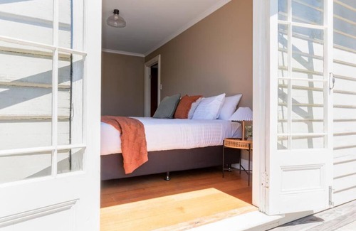 South Launceston Apartamento | Gorgeous on Galvin - Close To Town Yet A Mile Away!