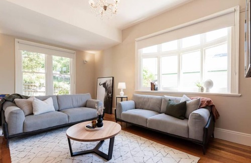 South Launceston Apartamento | Gorgeous on Galvin - Close To Town Yet A Mile Away!