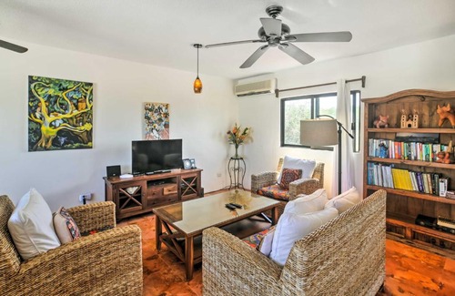 Colonia Centro Apartamento | Gorgeous Penthouse Villa with Deck and Ocean Views!