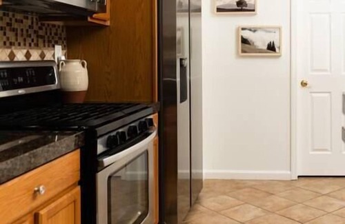 West Sacramento Casa | Gorgeous, Pet and Family friendly, Long stays