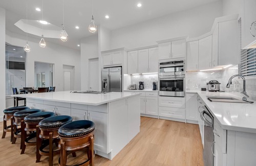 Palm Harbor Casa | Paradiso by the Water, 4 Bedrooms, Heated Pool, Pets, Sleeps 12