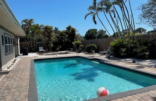 Park East Casa | Gorgeous Pool Home Minutes to Downtown/Beaches