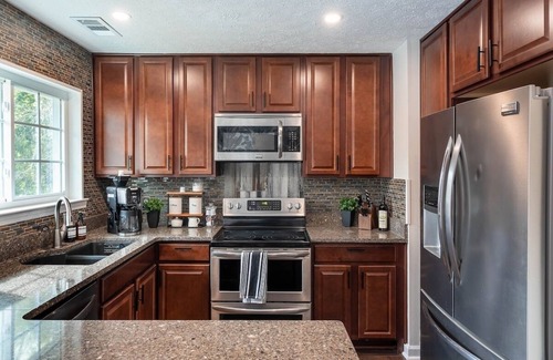 Whitemarsh Island Casa | Gorgeous! Pool & Lagoon Near Historic Area & Beach