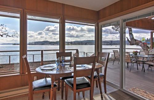Poulsbo Casa | Gorgeous Poulsbo Waterfront Home on Liberty Bay!