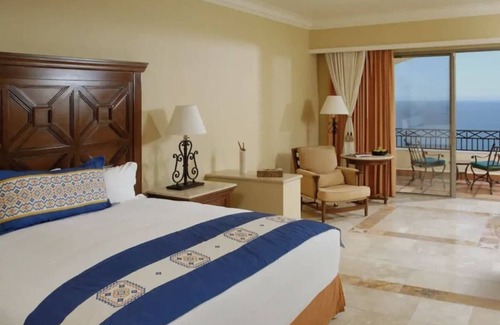 Paraíso Escondido Complejo | Gorgeous Presidential Suite, Pueblo Bonito Sunset Beach, Nov 1st-Nov 8th, 2023