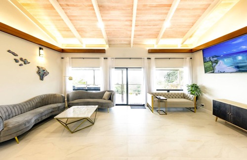 Kailua-Kona Casa | Gorgeous Private Pool Home and Studio
