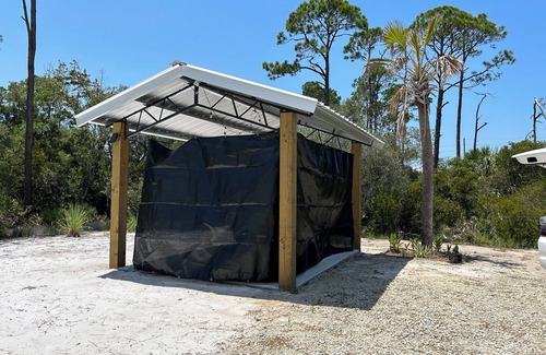 Port St. Joe Alquiler De RV | Gorgeous Private Rv Lot in Port St Joe for a relaxing getaway 400 yards to Beach