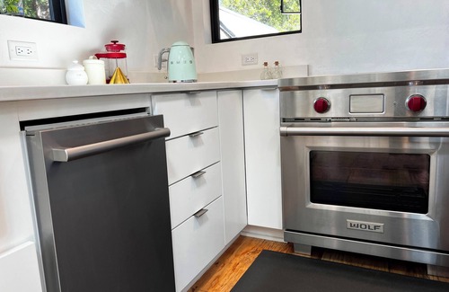 Gasquet Casa | Gorgeous rebuilt cabin on the banks of the Smith river. Hike, kayak, swim, relax