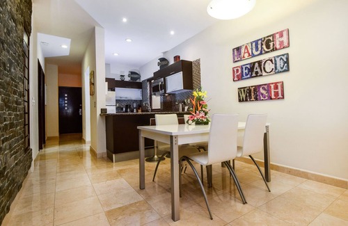 Centro de Playa del Carmen Condominio | Gorgeous Reef 203 w/ Ocean Views 2BR at El Faro