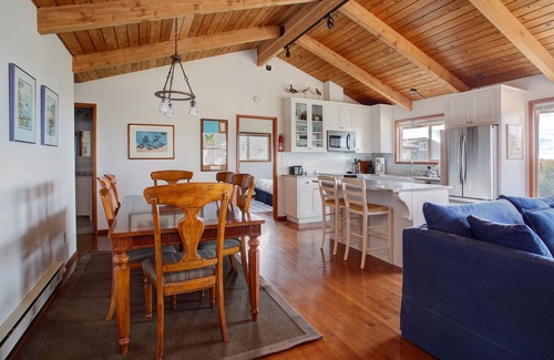 Manzanita Casa | Hermosa casa recién remodelada, a pasos de la playa
