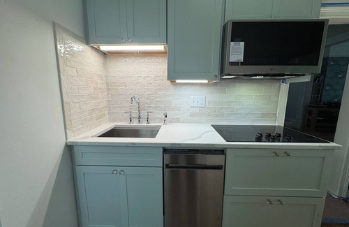 West Main HIll Apartamento | Gorgeous renovated historic 2-bedroom apartment in Kalamazoo