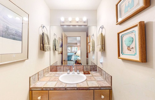 West Sedona Cabaña | Gorgeous Sedona home with hot tub & breathtaking views