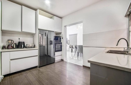 Ofin Hotel | Gorgeous Shortlet Apartment Lekki