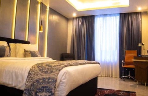 Ofin Hotel | Gorgeous Shortlet Apartment Lekki
