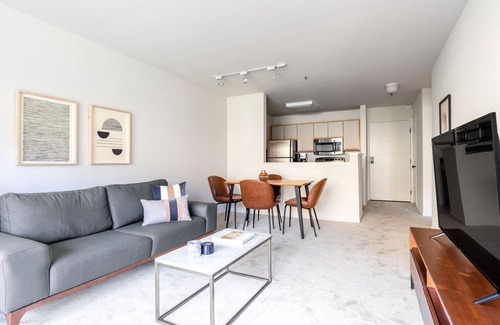 South Beach Apartamento | Gorgeous South Beach 2BR w/ Pool, Spa, nr. AT&T Park, by Blueground