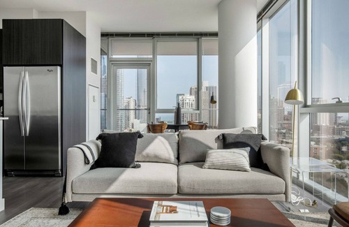 Printers Row Apartamento | Gorgeous South Loop 2BR w/ Jacuzzi & Rooftop, nr Colleges, by Blueground