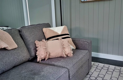 Naracoorte Apartamento | Gorgeous studio in a private garden setting, the perfect getaway!