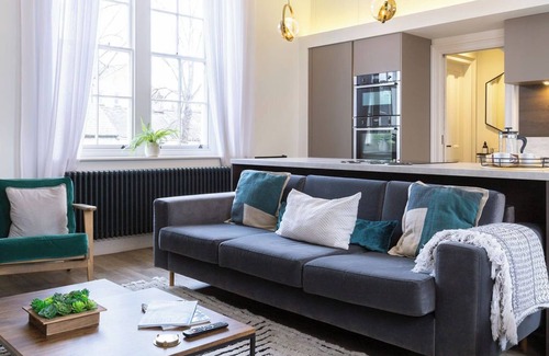 Clitheroe Casa | Gorgeous, stylish, huge Georgian home 4 bed 4 bath