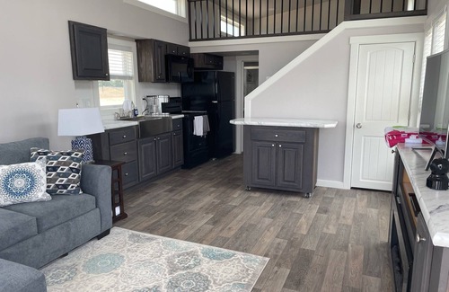 Kerens Casa | Gorgeous Tiny Home in Peninsula Point Richland Chambers Lake -- Lake Life