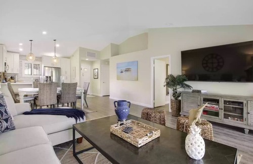 Palm Beach Gardens Casa | Gorgeous Townhome in the Heart of PGA National Resort & Spa w/ Private Entrance