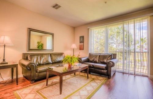 Florida Central Atlantic Coast Casa | Gorgeous Townhome w FREE Resort Access