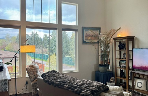 Missoula Casa | Gorgeous Townhouse that sleeps six in Missoula, Montana