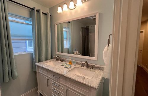 Nob Hill Apartamento | Gorgeous unique Victorian top flat in heart of SF