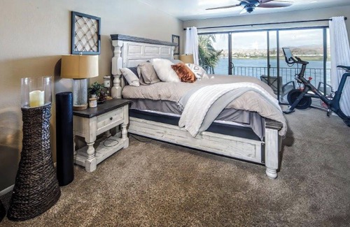 Cienega Springs Casa | Gorgeous Vacation home RIVERFRONT