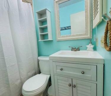 Sneads Ferry Apartamento | Gorgeous views, Oceanfront, Pool,The Driftwood!