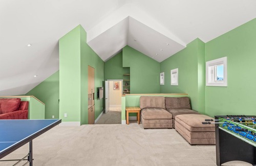 Carbondale Casa | Gorgeous Views! 4 bedroom, Sleeps 10, contemporary home on 6.8 acres