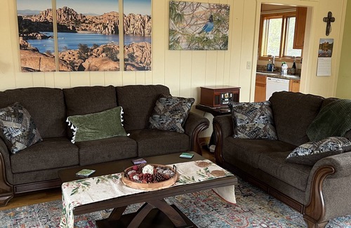Mountain Club Cabina | Gorgeous Views from this 3-bed, 2-bath home in the pines - 10 min to Prescott