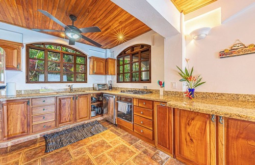 Dominical Villa | Gorgeous Villa with Breathtaking Ocean Views
