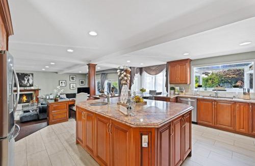 North Hollywood Casa | Gorgeous Villa with Private Heated Pool