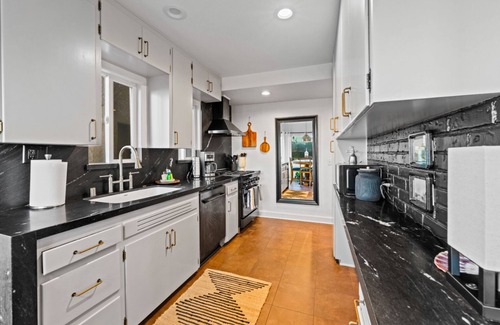 Silver Strand Casa | Gorgeous Waterfront Ocean Views!