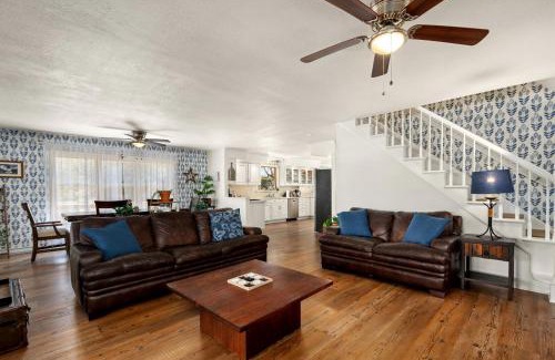 Brigands' Bay Casa | Gorgeous Waterfront Vacation Rental for an Unforgettable Family Getaway in Frisco, North Carolina