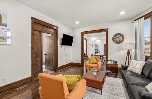 Detroit Casa | Gorgeous West Village Stunner by RedAwning