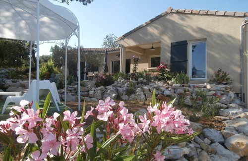 Saint Alban Auriolles Villa | GORGES DE L'ARDECHE VILLA WITH PRIVATE SWIMMING POOL 6 pers 4 stars