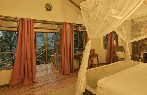 Bwindi Cabina | Gorilla Safari Lodge