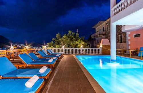 Himare Apartamento | Goro's Villa 8 - Pool, Kitchen & Parking