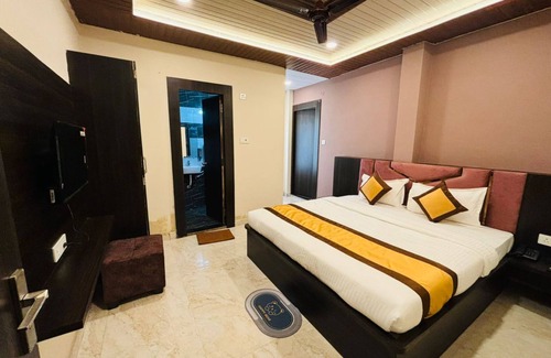Sarnath Hotel | Goroomgo Hotel Imperial Varanasi