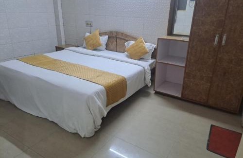 Mohangarh Hotel | Goroomgo Hotel Manglam Inn Lucknow