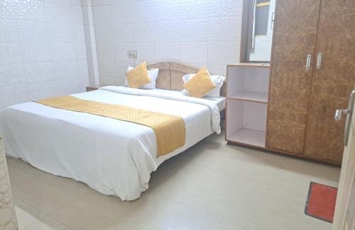 Mohangarh Hotel | Goroomgo Hotel Manglam Inn Lucknow