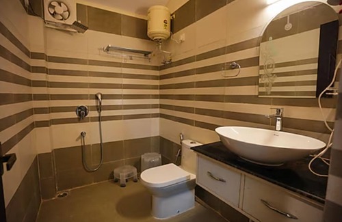 Kaul Hotel | Goroomgo Nature Sprint Resort Uttarakhand