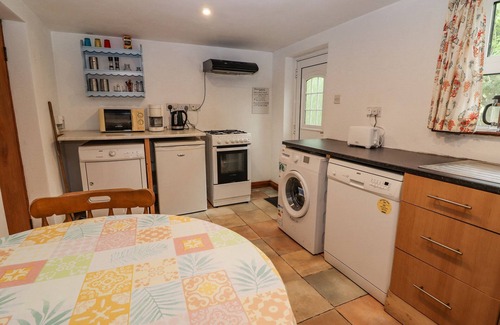 Tahilla Cabaña | GORTAGOWN COTTAGE, family friendly in Sneem, County Kerry